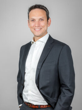 Tomas Aylwin 1